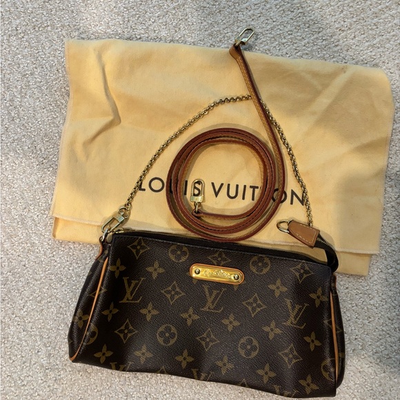 Louis Vuitton Handbags - Louis Vuitton Eva Clutch